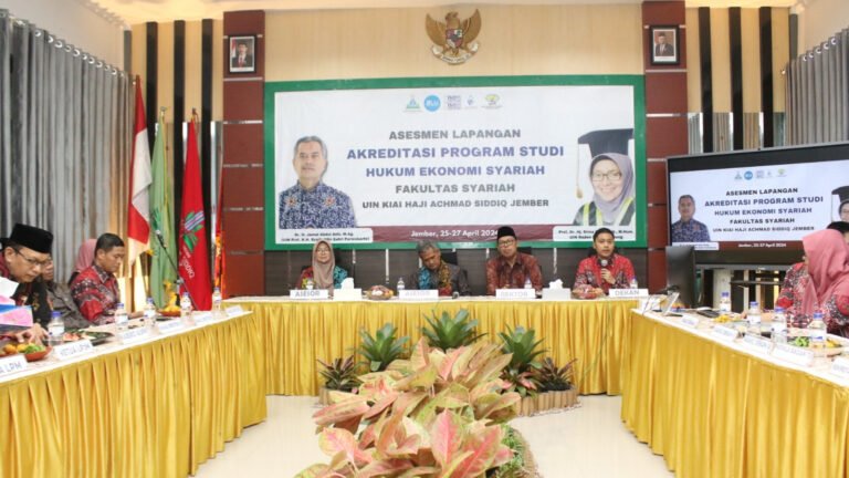 UIN KHAS Jember Targetkan Predikat Unggul untuk Prodi Hukum Ekonomi Syariah dalam Asesmen Lapangan BAN-PT