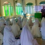 Kantor Urusan Agama (KUA) Lappariaja menggelar Bimbingan Manasik Haji di Masjid Nurul Sholihin Maccope pada Kamis (18/4/2024).