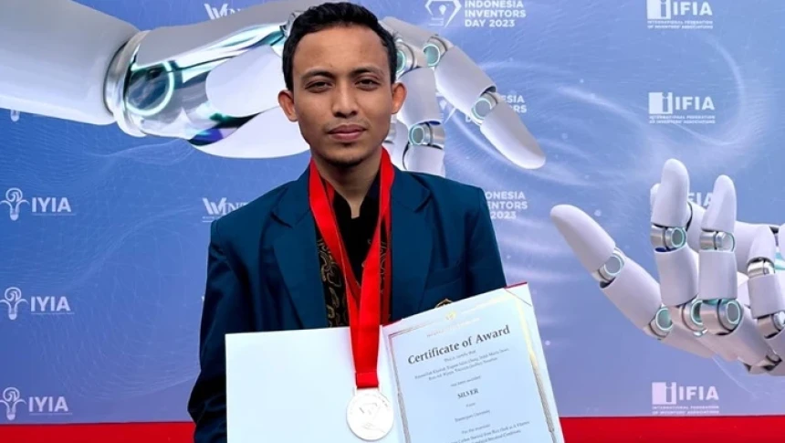 Roni Adi Wijaya saat menjadi salah satu peserta terbaik Indonesia Inventors di Bali (16-19/9/2023).