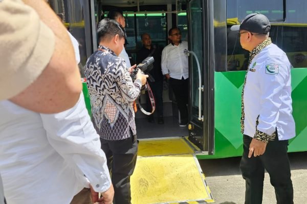 Kesiapan Layanan Transportasi Jamaah Haji Indonesia di Makkah Al-Mukarramah: Pengecekan oleh Menteri Agama