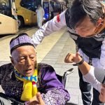 Kisah Cinta Abadi: Mbah Bardan, Jamaah Haji yang Merindukan Istrinya di Tanah Suci