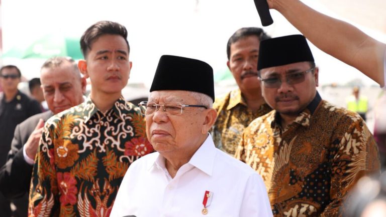 Wapres Ma’ruf Amin Dorong Penambahan Layanan Fast Track dan Kuota Haji di Indonesia