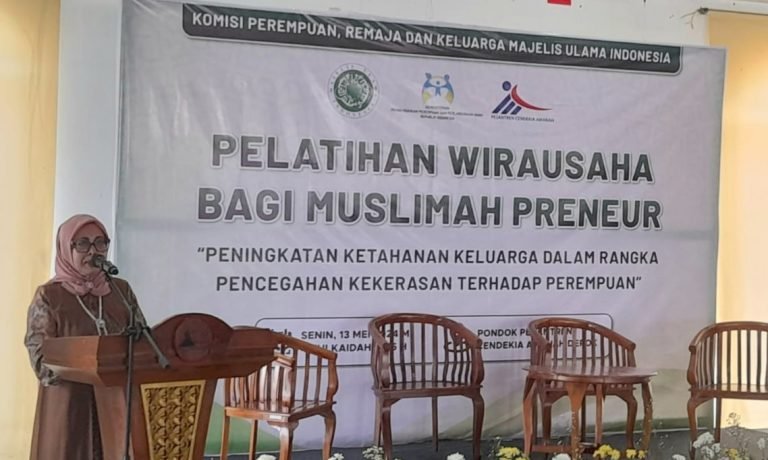 Pelatihan Wirausaha Muslimah Preuner KPRK MUI: Cegah Kekerasan melalui Ketahanan Keluarga