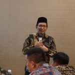 Direktur Pemberdayaan Zakat dan Wakaf, Kemenag, Waryono Abdul Ghafur