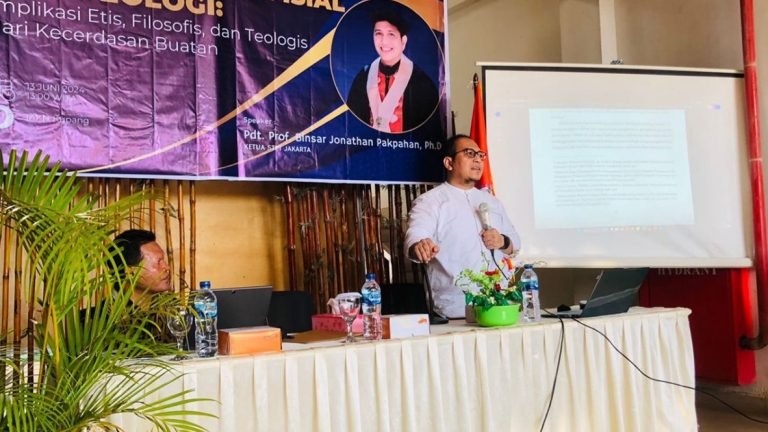 Kuliah umum Inteligensi Artifisial dan Teologi: Implikasi Etis, Filosofis, dan Teologis dari Kecerdasan Buatan di IAKN Kupang