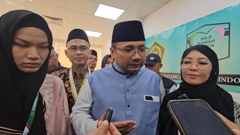 Menag Yaqut Cholil Qoumas memberikan keterangan pers, Kamis (20/6/2024)