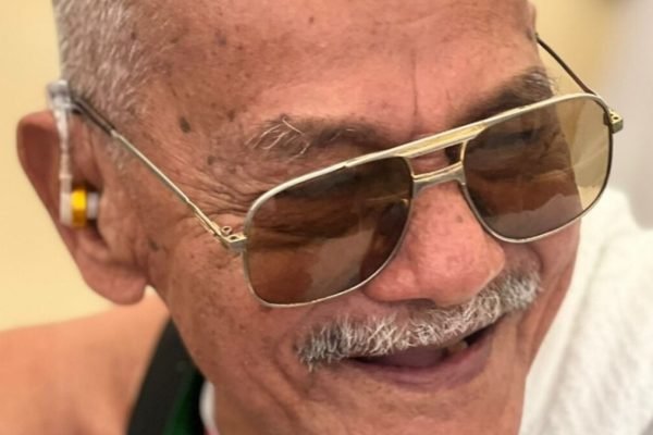 Kakek Arsi sumringah ketika mendarat di Jeddah