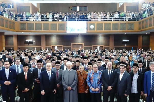 Grand Syekh Al Azhar Ahmed Al Tayeb beri kuliah umum di UIN Jakarta
