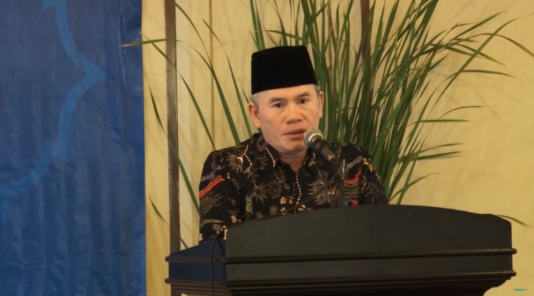 Prof. Dr. Mohammad Sholeh, M. Pd: Shalat Tahajjud Tingkatkan Imunitas Tubuh