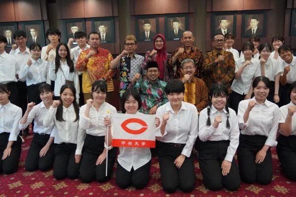 Mahasiswa Chuo University Jepang didampingi Prof Hisanori Kato silaturahmi ke Gedung Kemenag Thamrin, Jumat (9/8/2024).