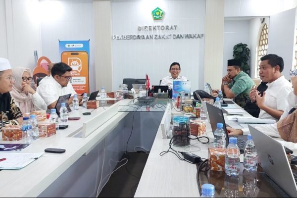 Kemenag Bahas Usulan Omnibus Law Pengelolaan Zakat untuk Penanggulangan Kemiskinan