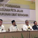 Kepala PKUB M Adib Abdushomad (kedua dari kiri) membuka rapat pembahasan Penyusunan Peta Jalan Kerukunan di Jakarta, Senin (26/8/2024).