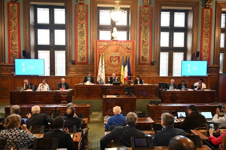 Di Forum “International Meeting for Peace” Perancis, KH. Marsudi Syuhud Sampaikan Toleransi dan Pesan Perdamaian sesuai Ajaran Islam