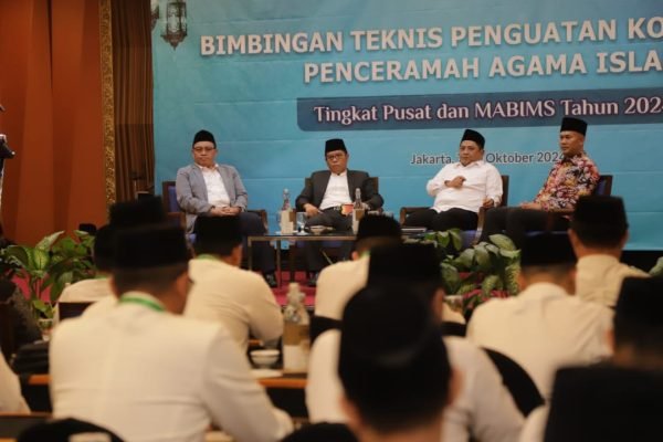 Bimbingan Teknis (Bimtek) Penguatan Kompetensi Penceramah Agama Islam