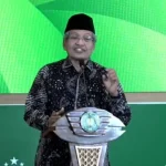 KH Ulil Abshar Abdalla saat memberikan sambuutan dalam Seminar Pendahuluan Humanitarian Islam di Universitas Sumatera Utara (USU) Medan pada Senin (14/10/2024). Sumber: https://www.nu.or.id/nasional/pbnu-gagas-humanitarian-islam-sebagai-pemandu-di-tengah-ketidakpastian-dunia-NOwph ___ Download NU Online Super App, aplikasi keislaman terlengkap! https://nu.or.id/superapp (Android/iOS)