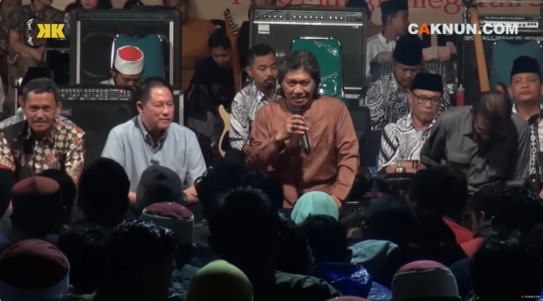 Mbah Nun: Banyak yang Tidak Kita Ketahui daripada yang Kita Ketahui, maka Jangan Sombong!